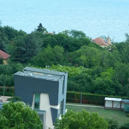 Apartament Happy Vacation 2 *